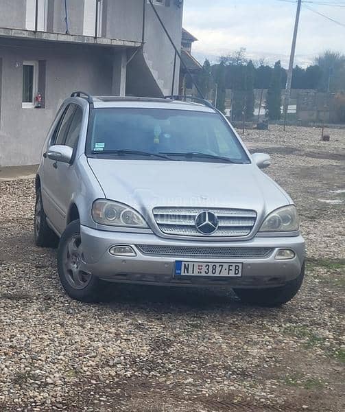 Mercedes Benz ML 270 W163