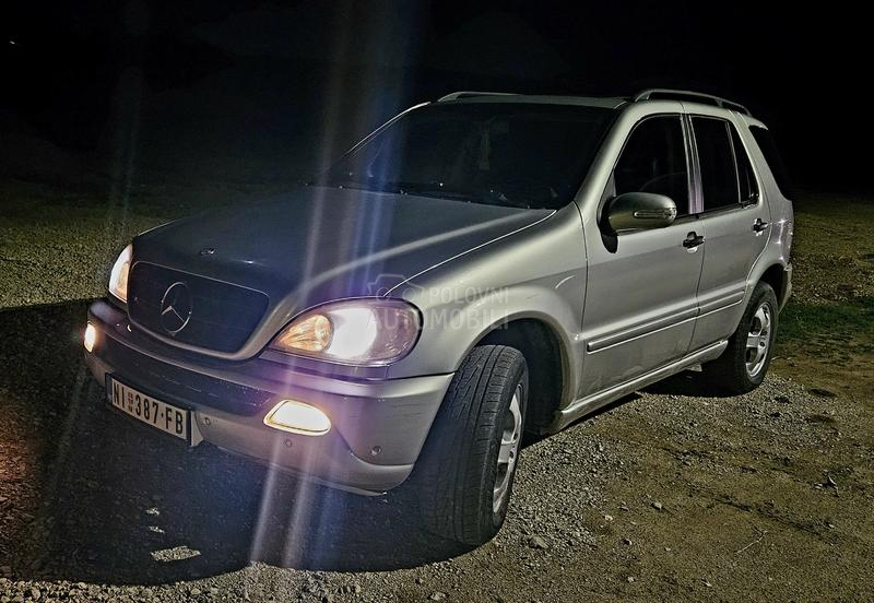 Mercedes Benz ML 270 W163