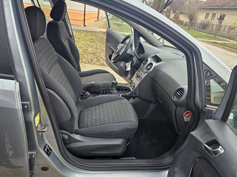 Opel Corsa D 