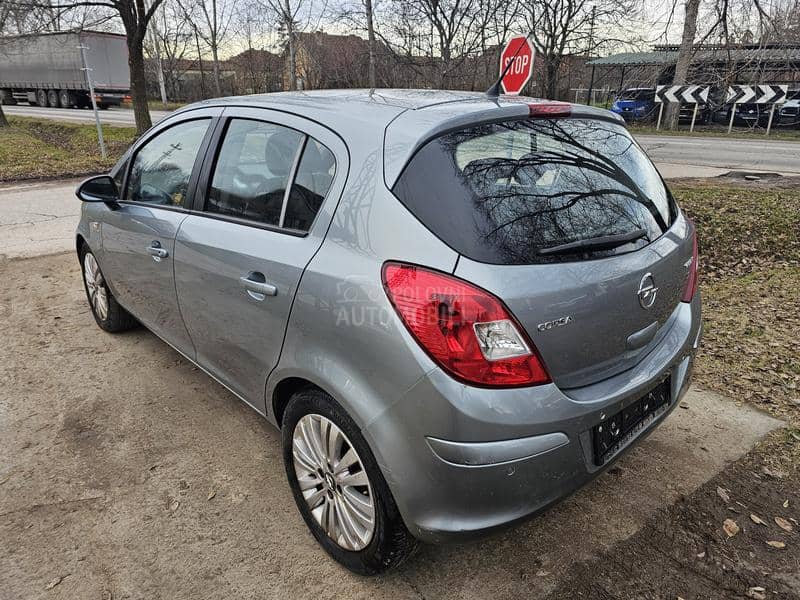 Opel Corsa D 