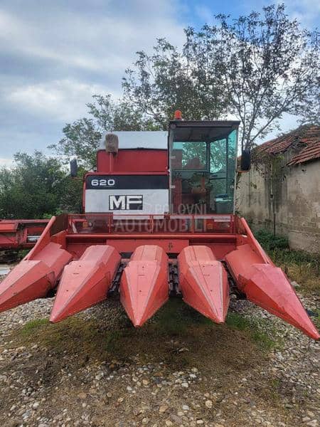 Massey Ferguson 620L