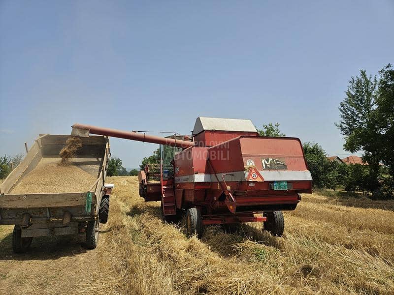 Massey Ferguson 620L