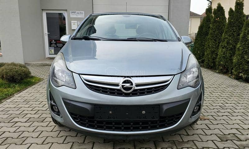 Opel Corsa D 1.2 Cosmo S/S