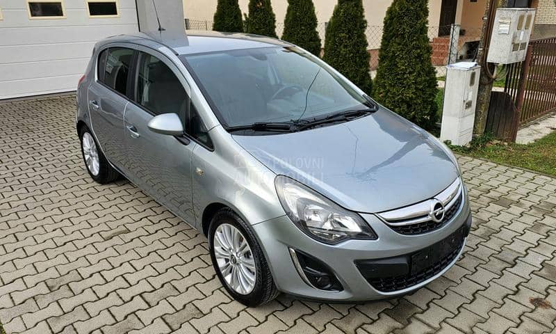 Opel Corsa D 1.2 Cosmo S/S