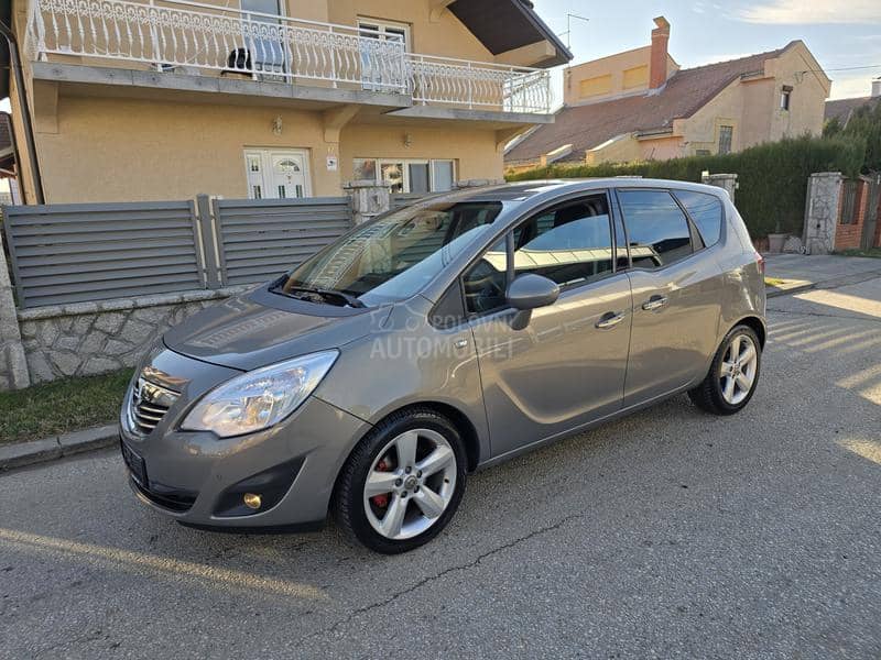 Opel Meriva 1.3 MJT COSMO