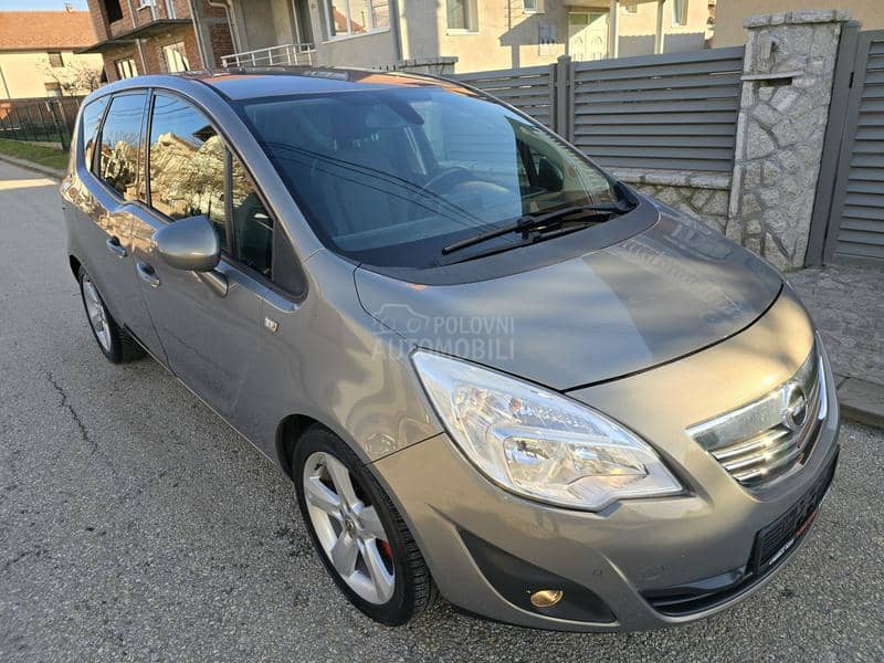 Opel Meriva 1.3 MJT COSMO