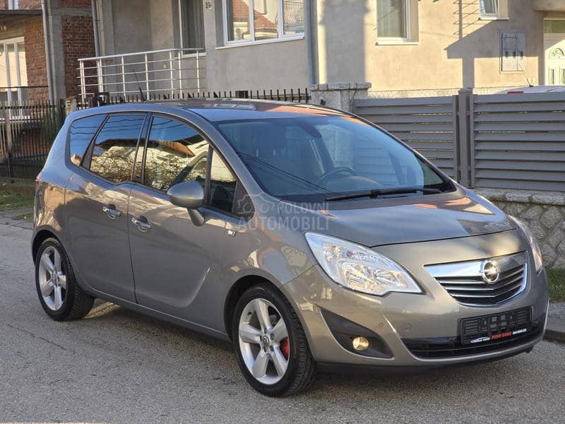 Opel Meriva 1.3 MJT COSMO