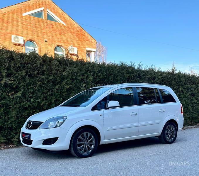 Opel Zafira ESSENTIA 7 SED CH