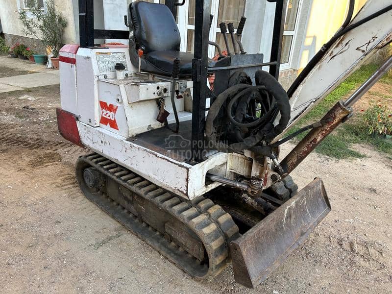 Bobcat 220