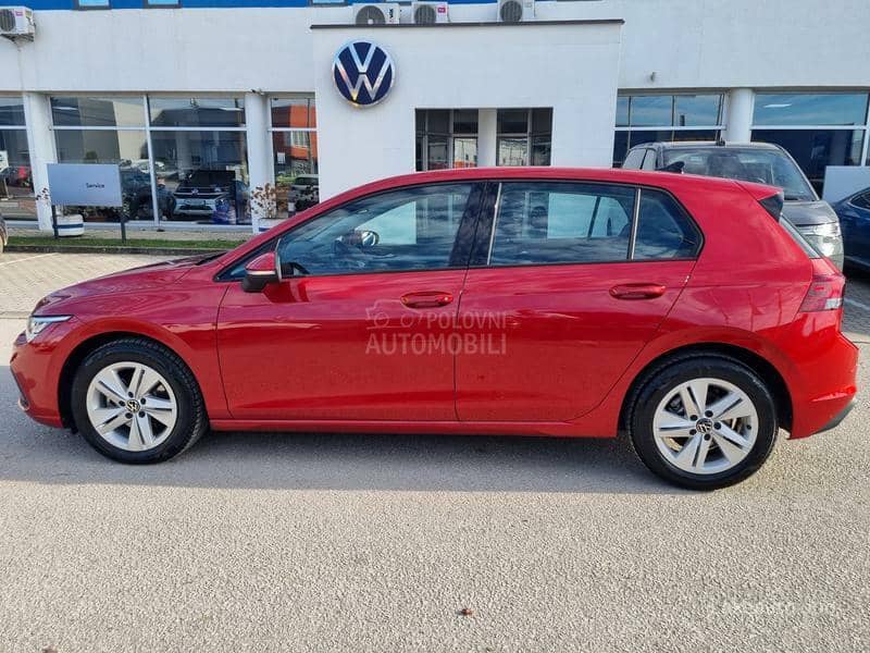 Volkswagen Golf 8 1.0 TSI LIFE