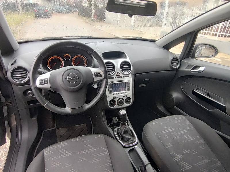 Opel Corsa D 