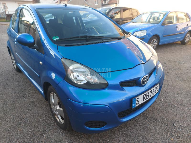 Toyota Aygo 1.0b clima alu 09