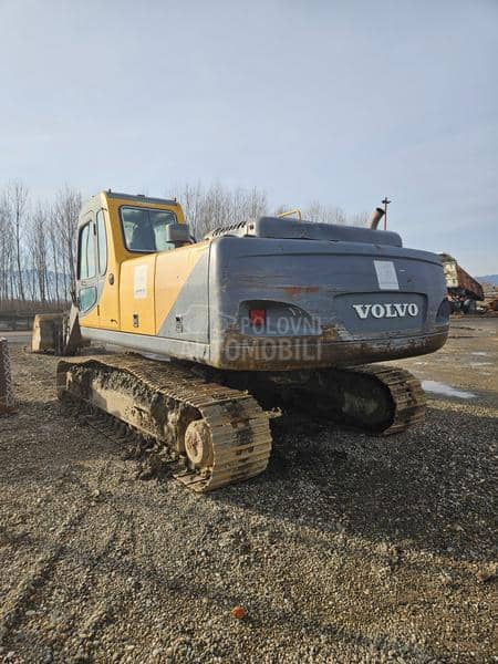 Volvo EC 240