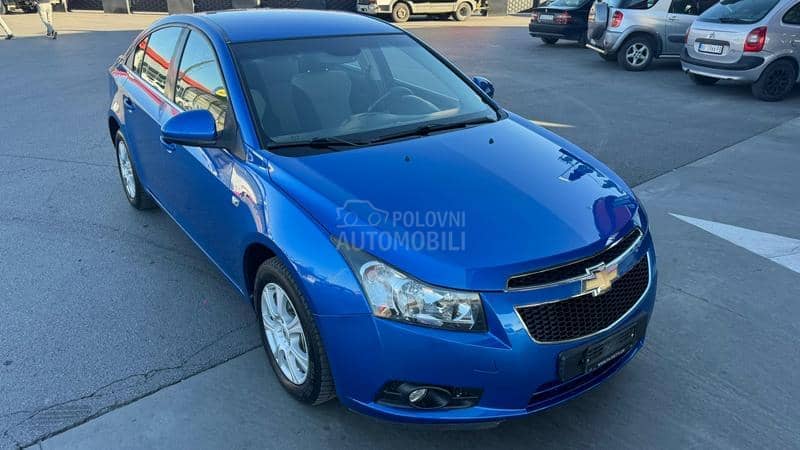 Chevrolet Cruze 1.8 S.W.i.S.S 2013