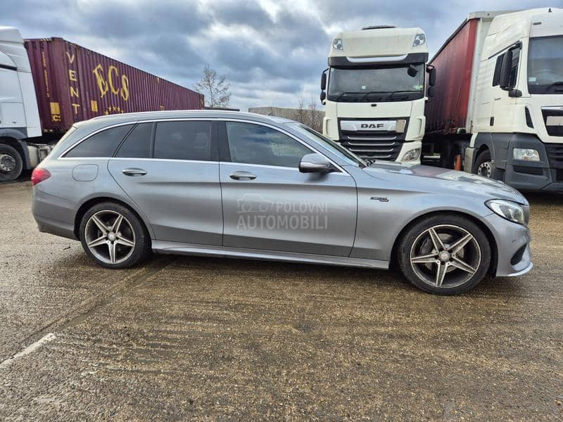 Mercedes Benz C 220 Amg line