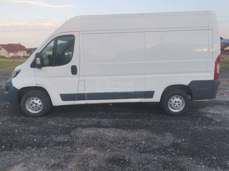 Peugeot Boxer 