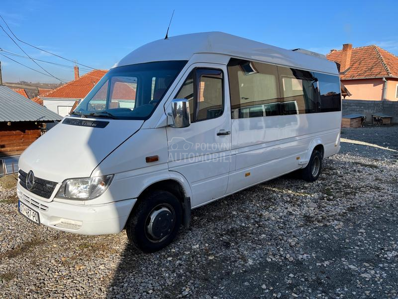 Mercedes Benz Sprinter