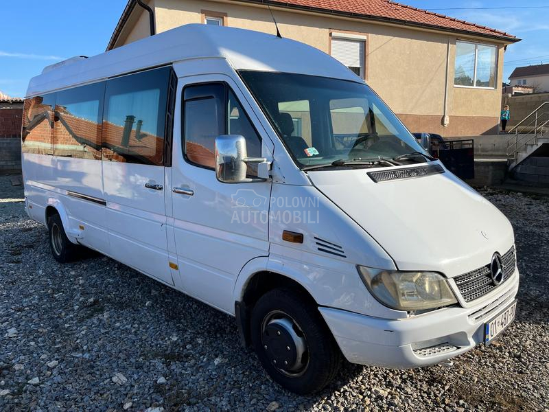 Mercedes Benz Sprinter