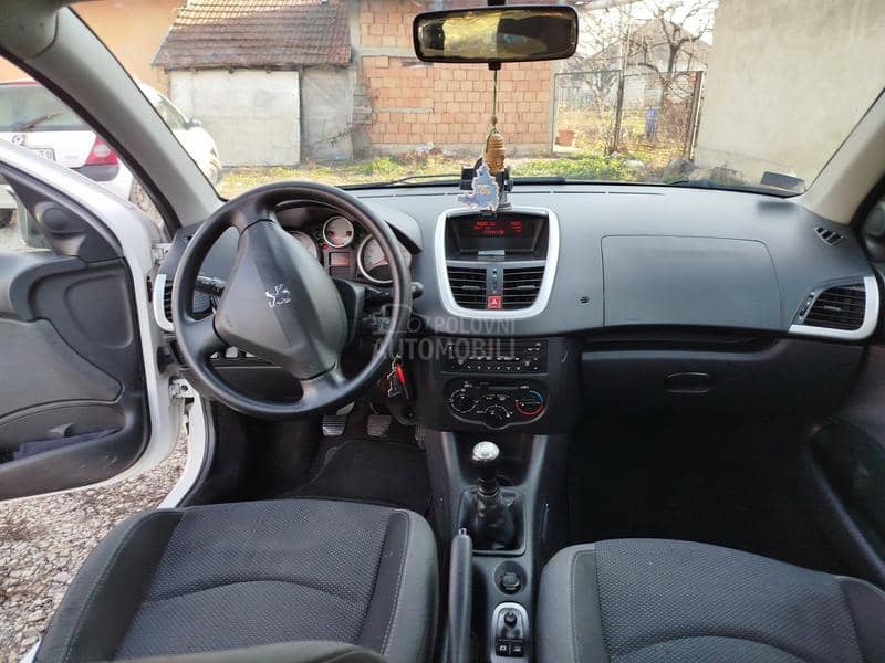 Peugeot 206 plus 1.4 b