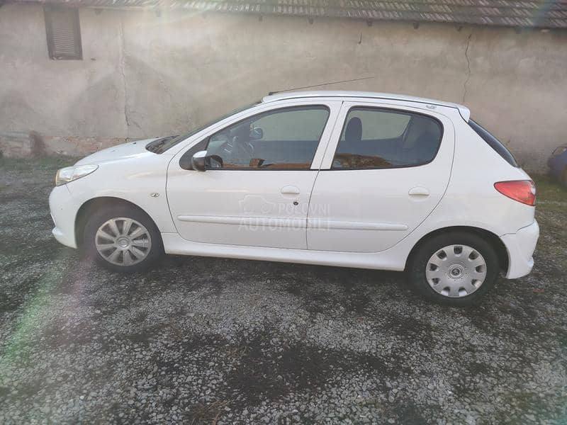 Peugeot 206 plus 1.4 b