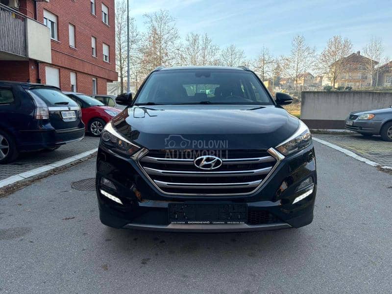 Hyundai Tucson 4x4.NOV