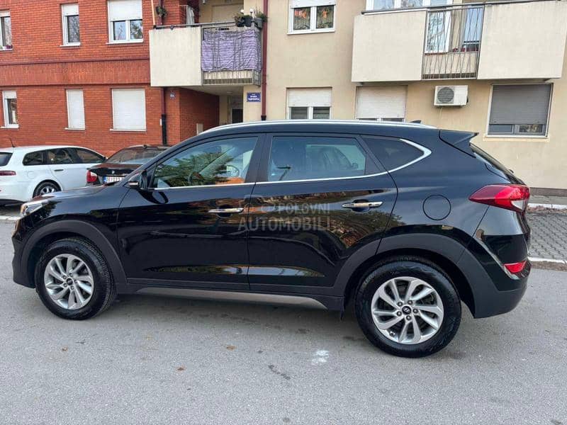 Hyundai Tucson 4x4.NOV