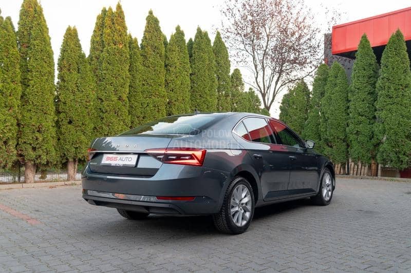 Škoda Superb DSG/190