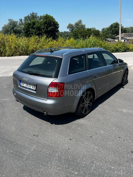 Audi A4 S line BEX 190ps