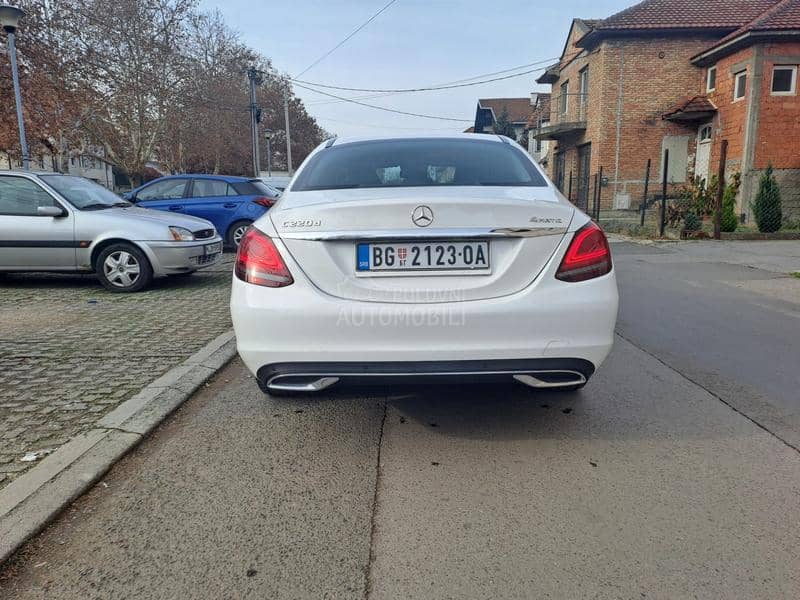 Mercedes Benz C 220 4Matic Virtuel