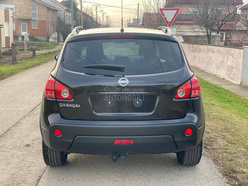 Nissan Qashqai PANO