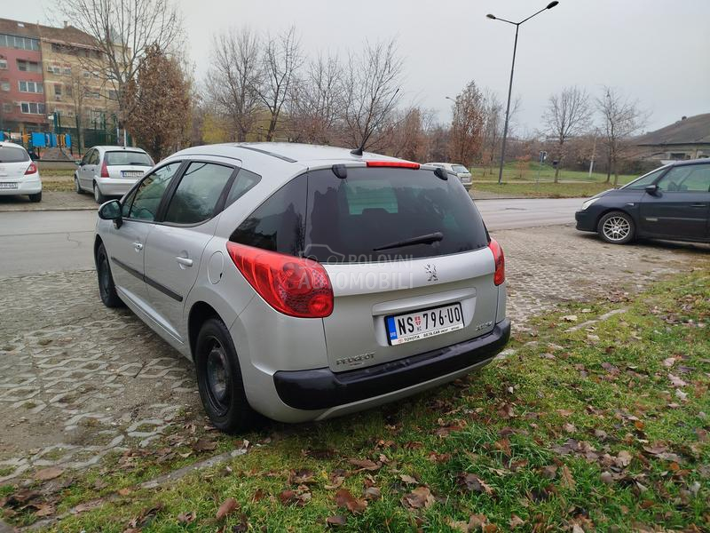 Peugeot 207 