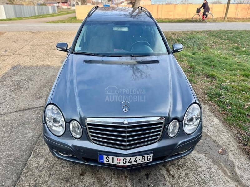 Mercedes Benz E 220 