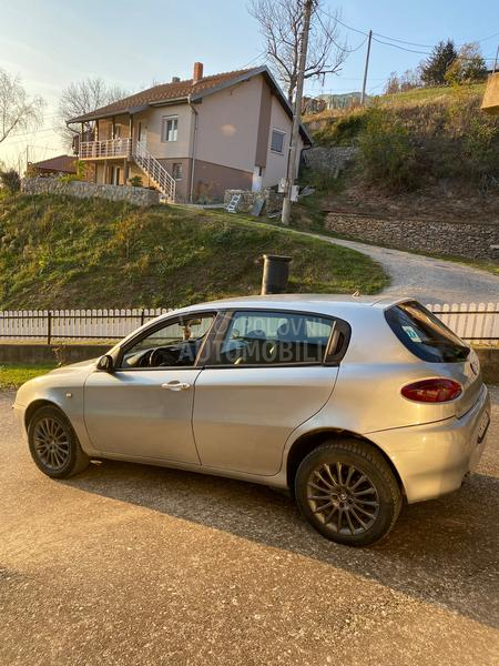 Alfa Romeo 147 