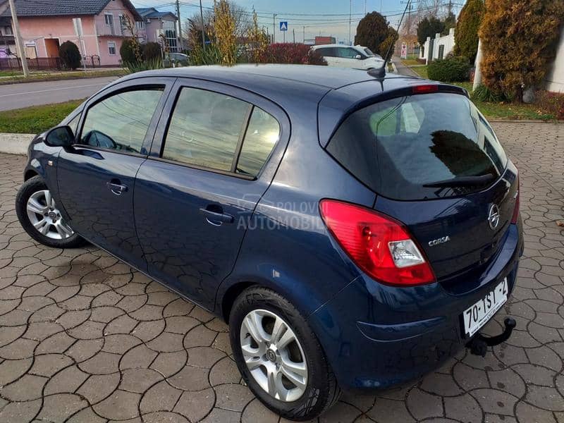 Opel Corsa D 1.3CDTI Cosmo/FUL