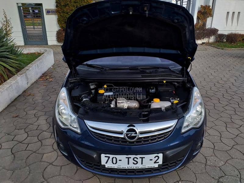 Opel Corsa D 1.3CDTI Cosmo/FUL