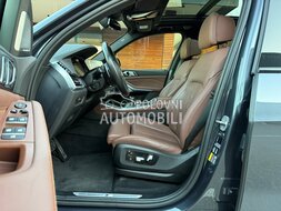 BMW X5 xD 45e M-paket BiW slika 15