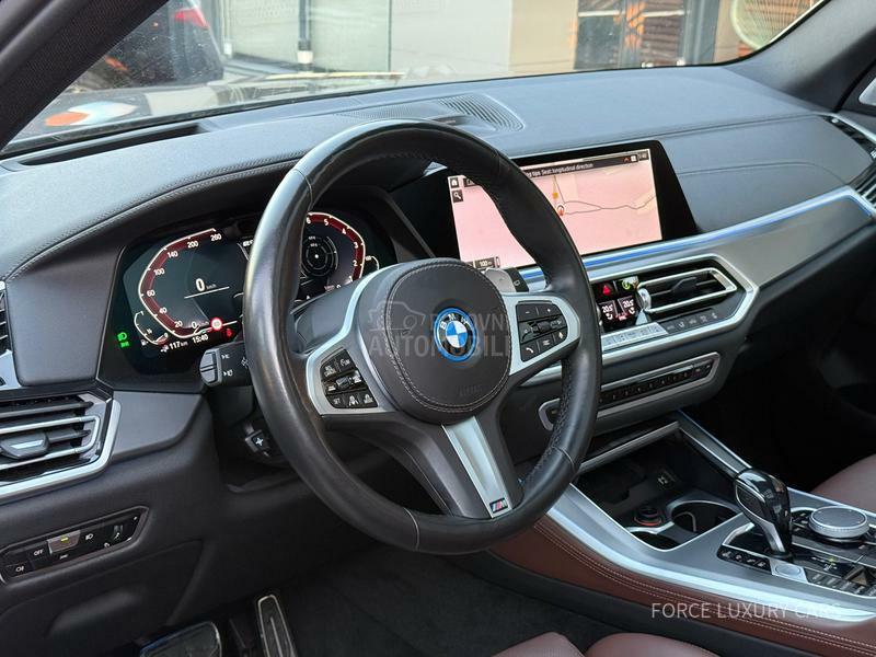 BMW X5 xD 45e M-paket BiW