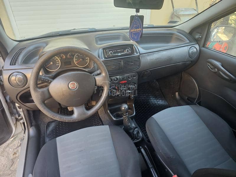 Fiat Punto 4.2025