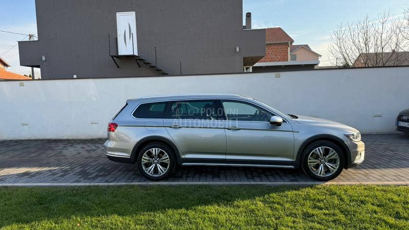 Volkswagen Passat B8 Alltrack 240hp DSG matrix