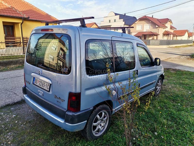 Citroen Berlingo z a  havarisano