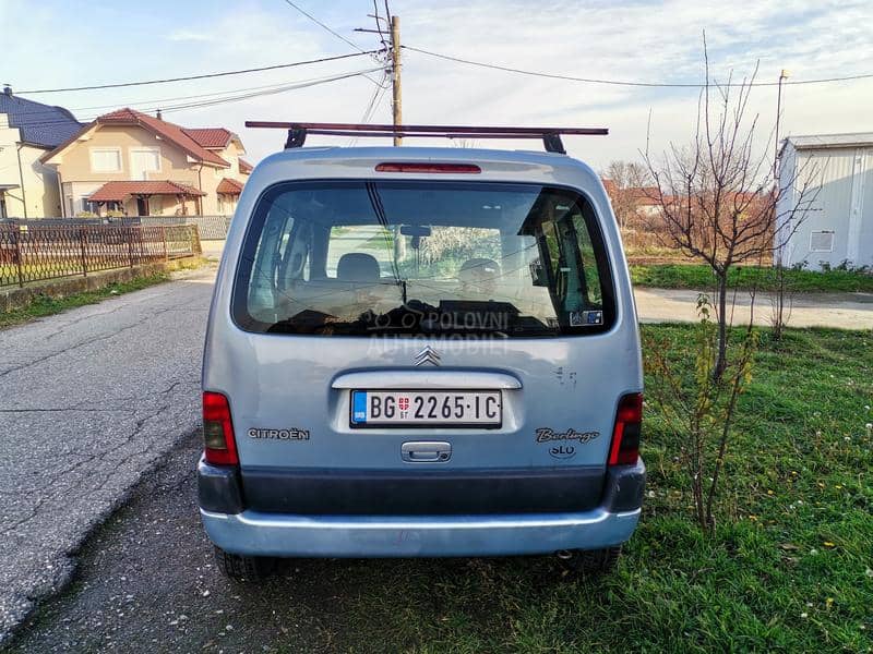 Citroen Berlingo z a  havarisano