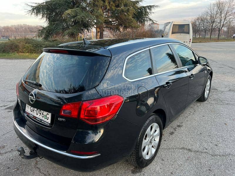 Opel Astra J 1.6CDTI