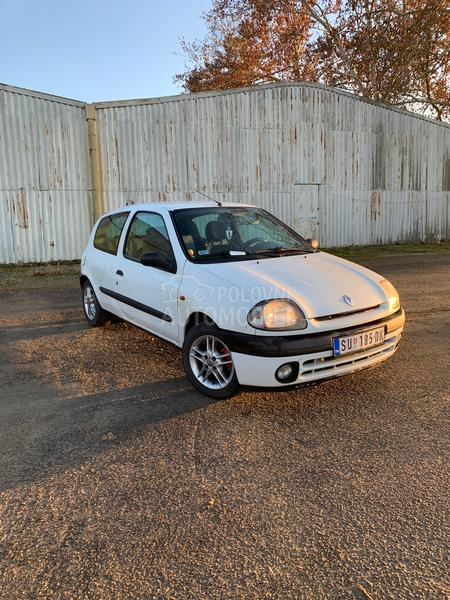 Renault Clio 