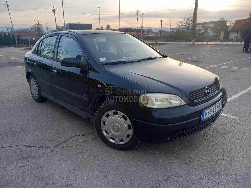 Opel Astra G p o g l e d a j