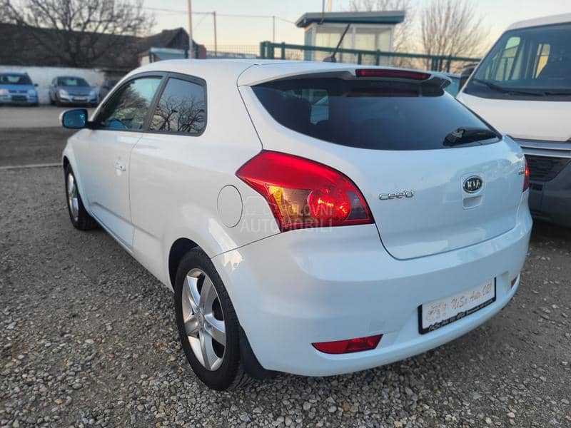 Kia cee`d 1.6 CRDI