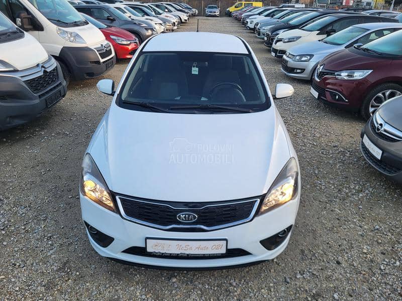 Kia cee`d 1.6 CRDI