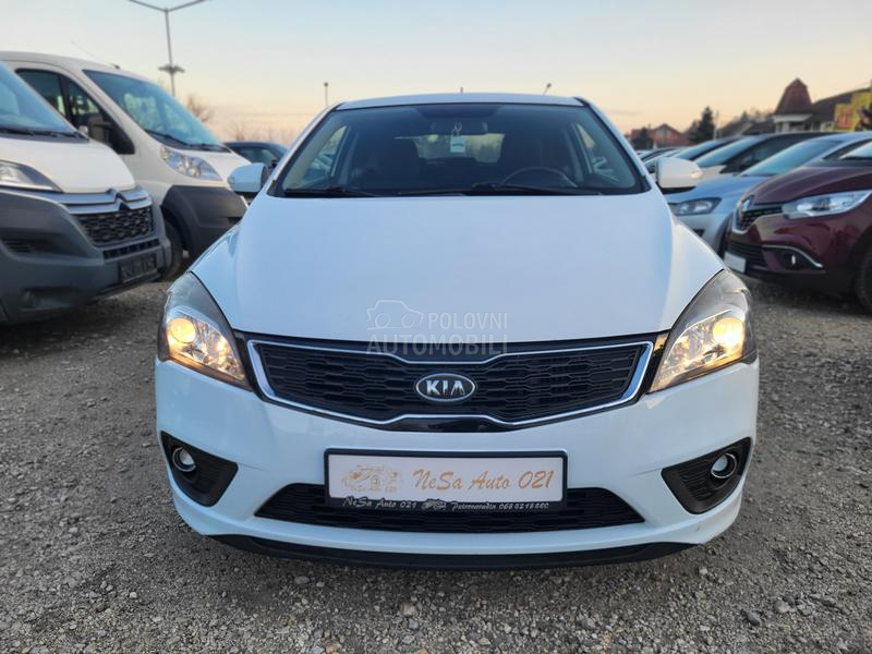 Kia cee`d 1.6 CRDI