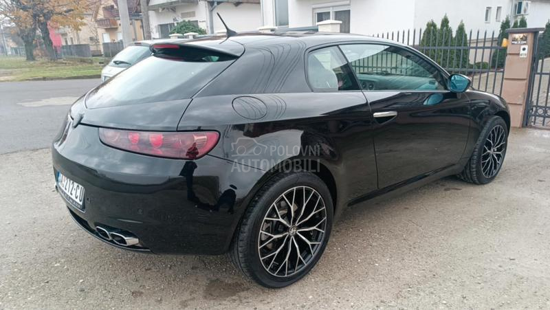 Alfa Romeo Brera 