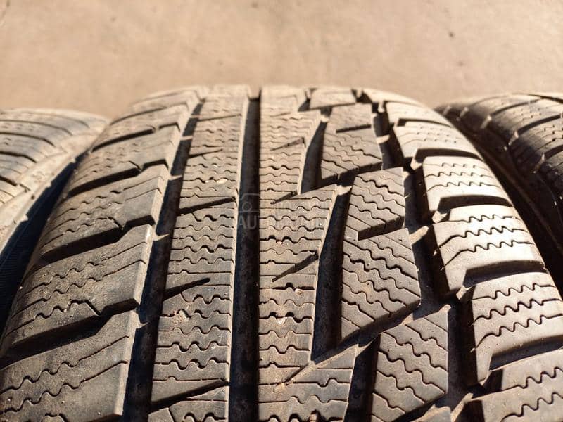 Matador 225/45 R17 Zimska