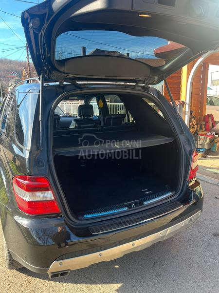 Mercedes Benz ML 320 